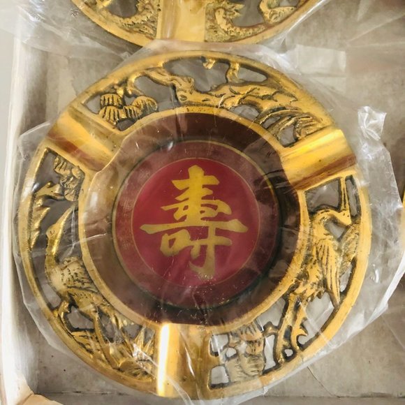 NEW - Set of 4 Brass Taiwanese Ashtrays with Chinese Characters - Picture 6 of 13